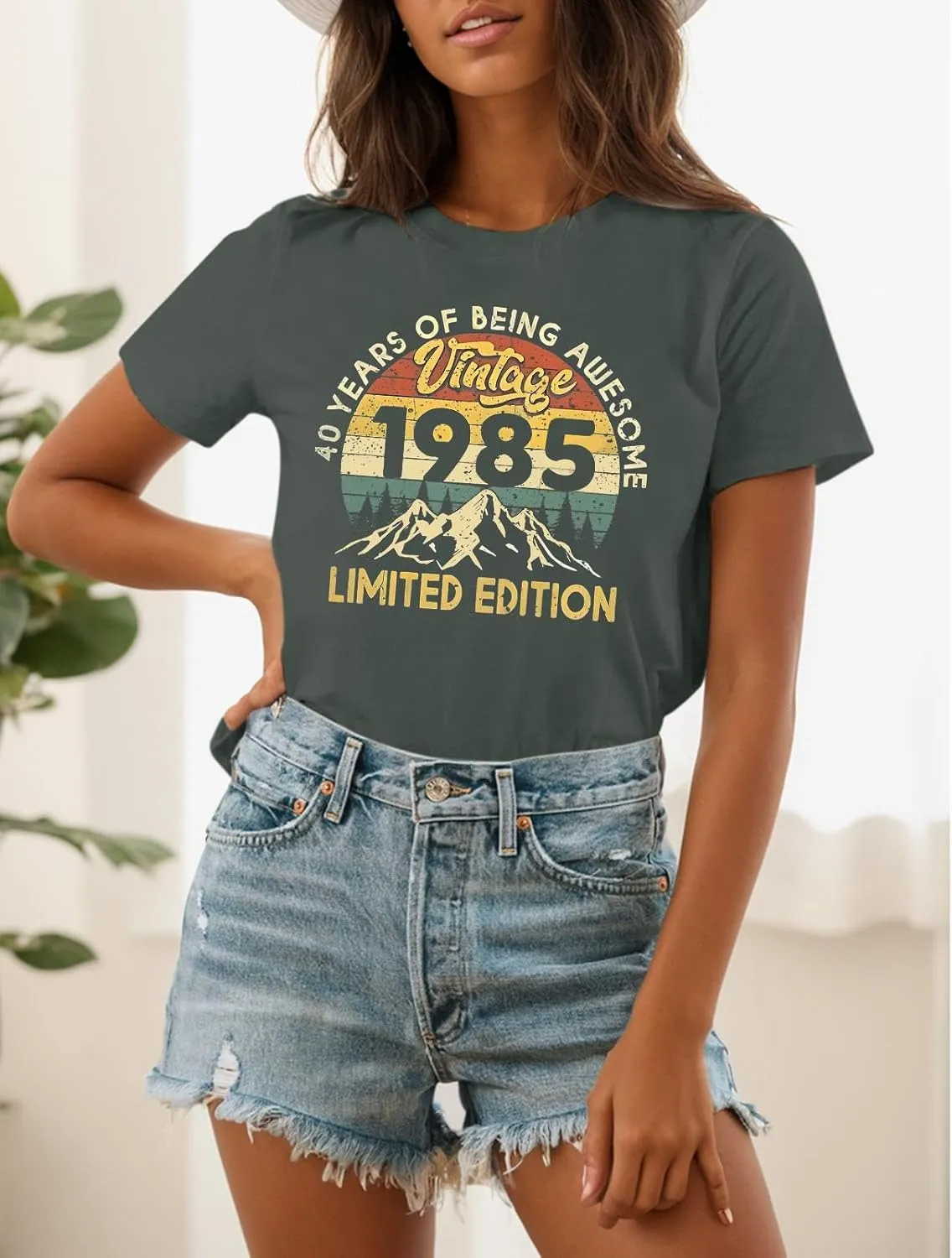 40th Birthday Shirts for Women 1985 Shirt Vintage Graphic Tees Retro Tshirts 40 Year Old Birthday Gifts Casual Tops