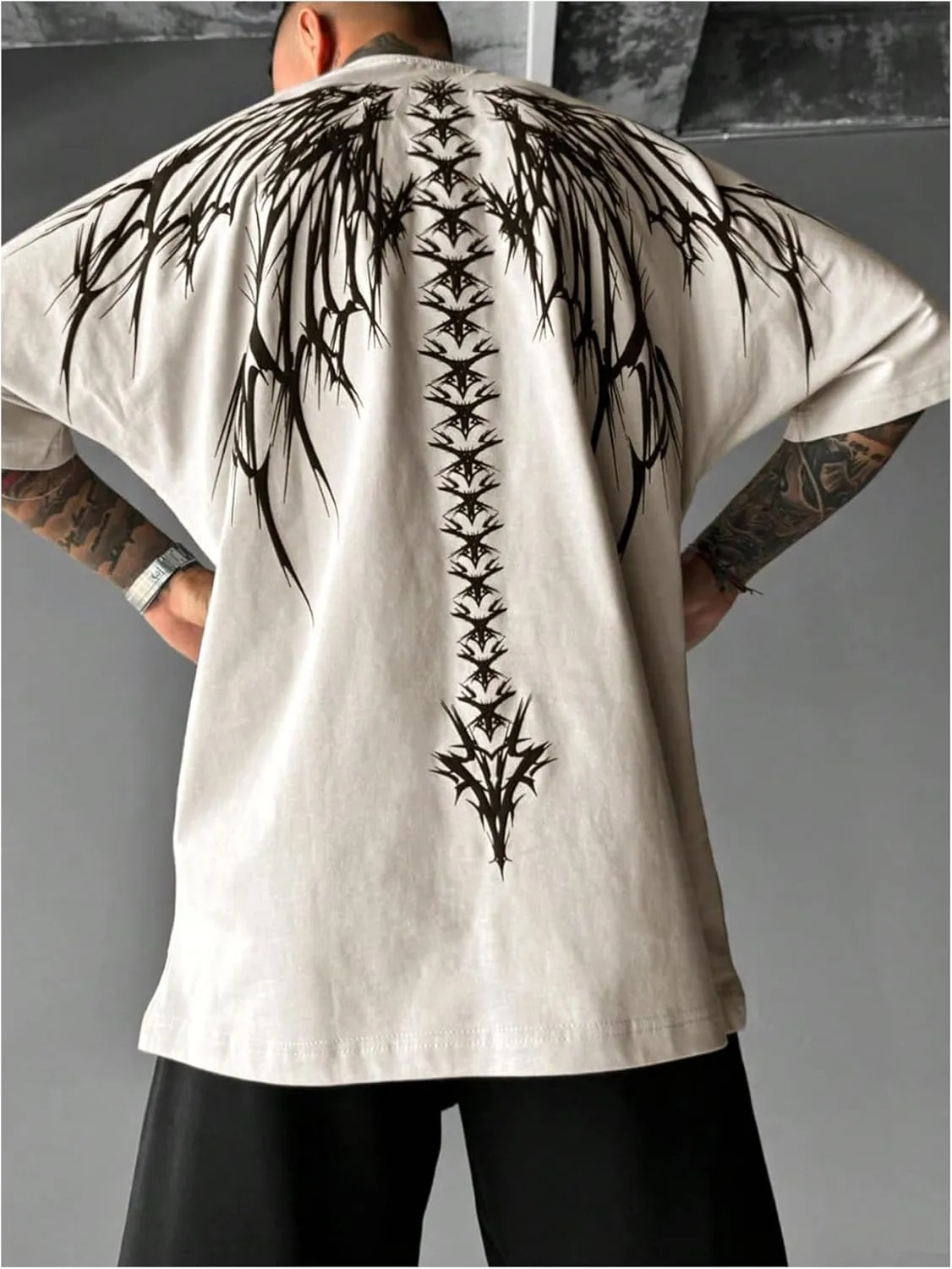 SOLY HUX Men's Gothic Crewneck T-Shirt Vintage Graphic Tees Short Sleeve Tops Streetwear